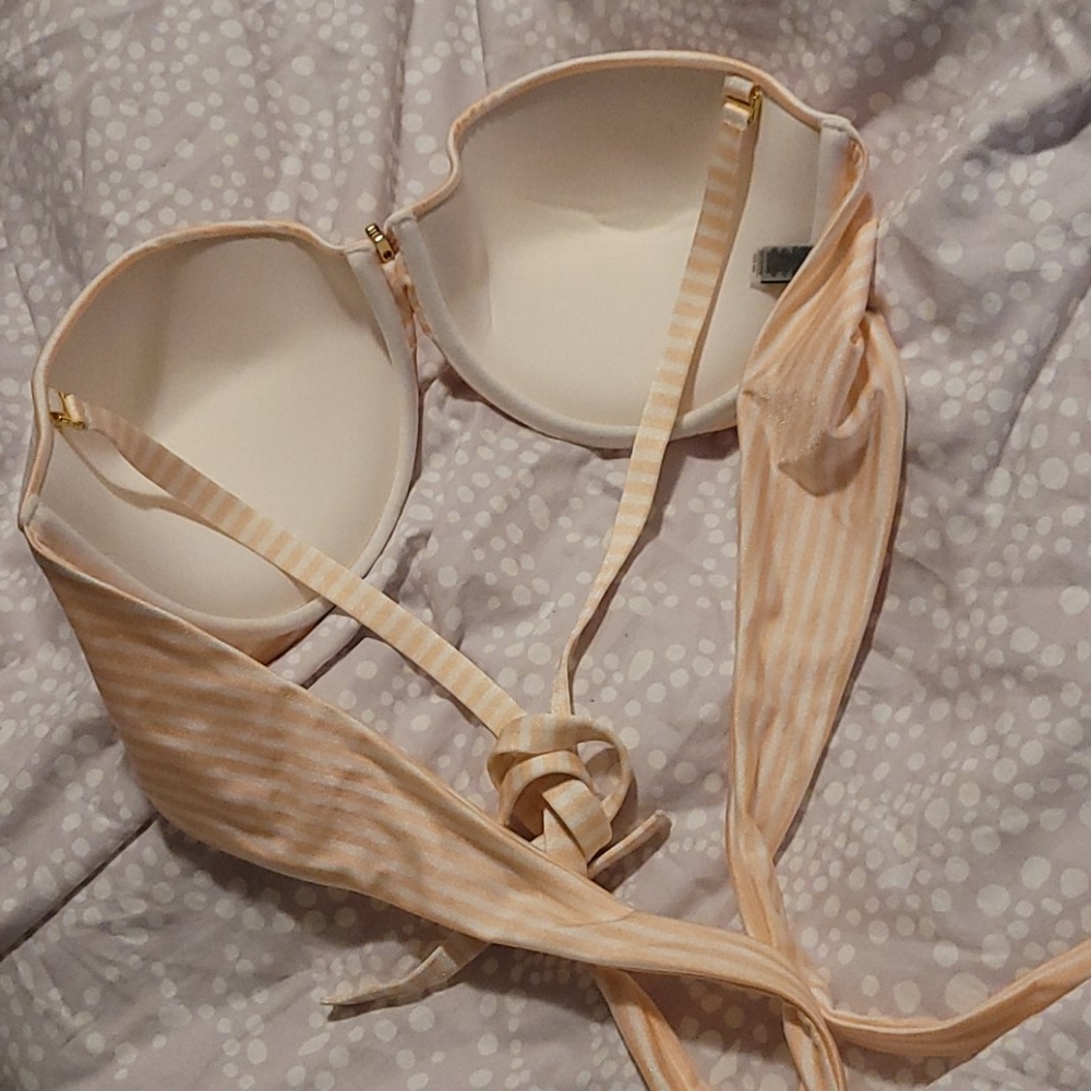 Victoria Secret Bathing suite - Picture 4 of 4